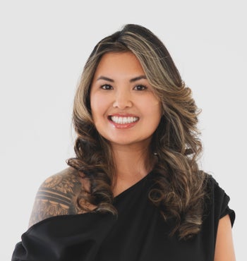 Portrait of Veronica Lewis, Associate Broker / Realtor®
